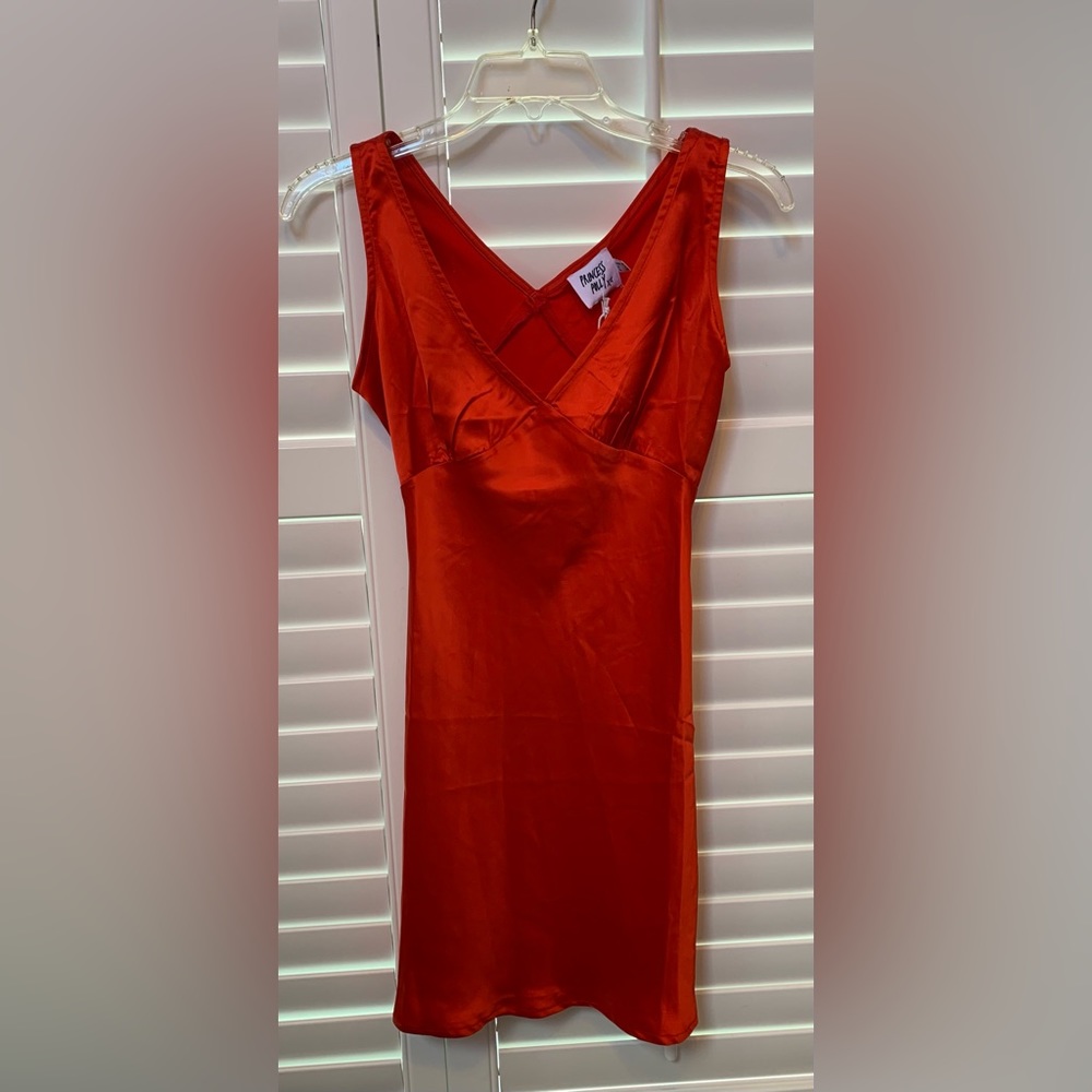 Red mini dress with tie in back size 4